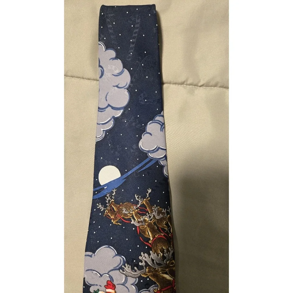 Hallmark Yule Tie Greetings Christmas Santa Sleigh Reindeer Holiday Necktie